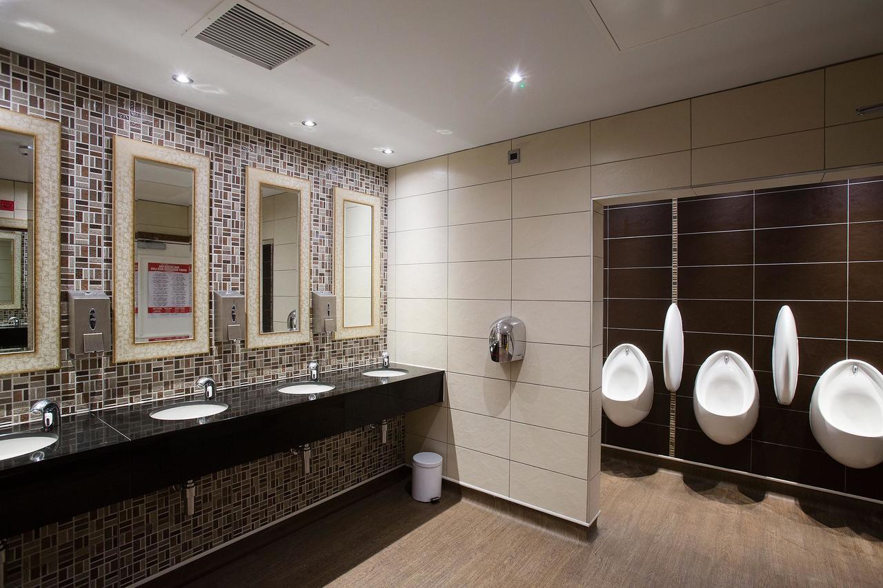 The Furness Railway Wetherspoon Otel Barrow-in-Furness Dış mekan fotoğraf
