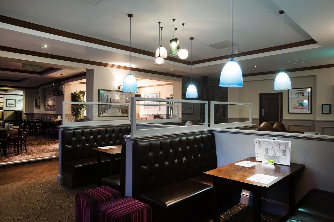 The Furness Railway Wetherspoon Otel Barrow-in-Furness Dış mekan fotoğraf