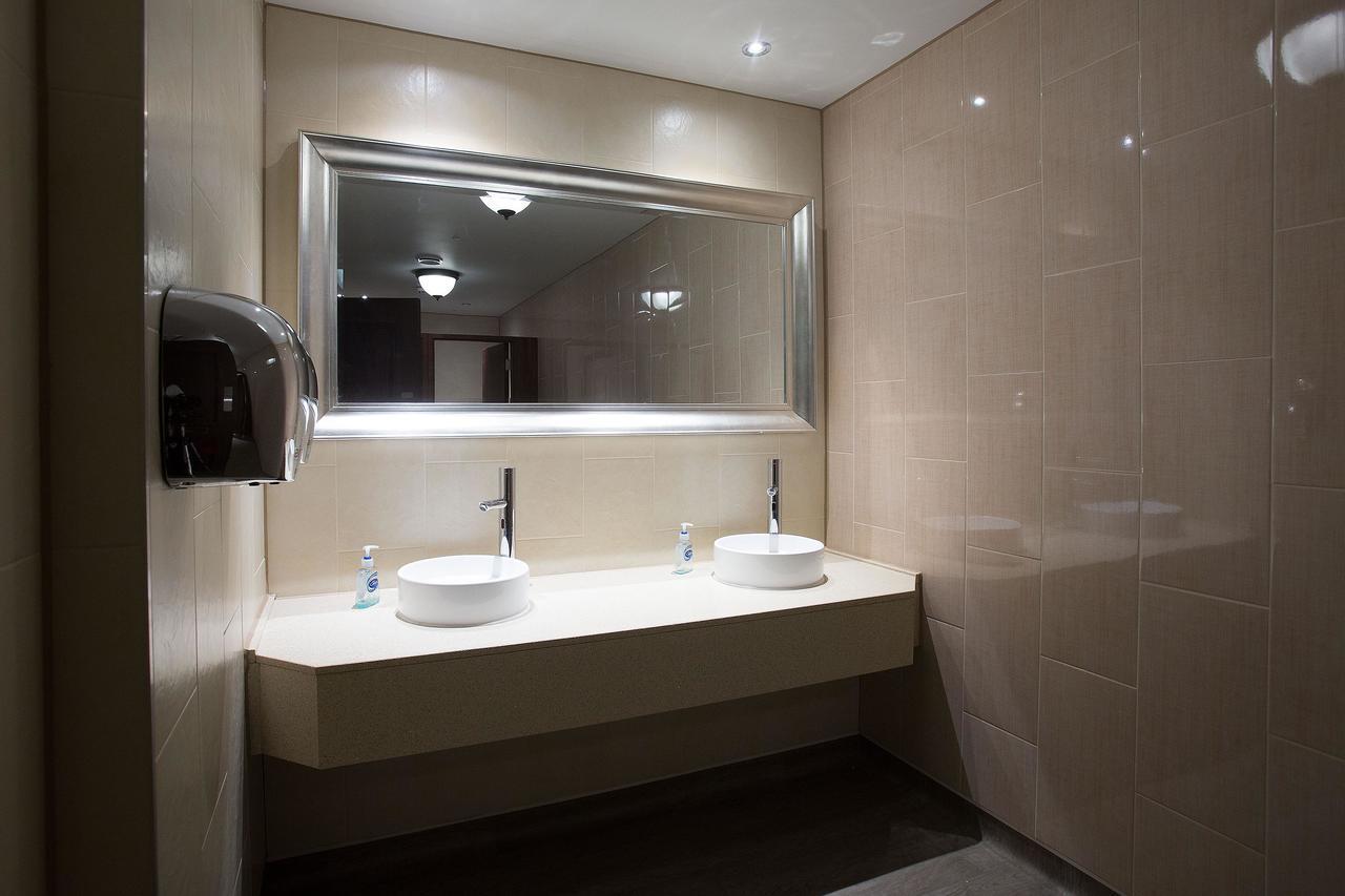 The Furness Railway Wetherspoon Otel Barrow-in-Furness Dış mekan fotoğraf