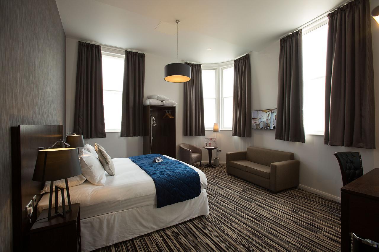 The Furness Railway Wetherspoon Otel Barrow-in-Furness Dış mekan fotoğraf