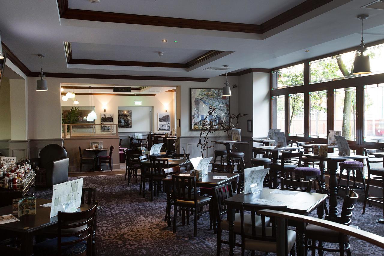 The Furness Railway Wetherspoon Otel Barrow-in-Furness Dış mekan fotoğraf